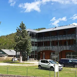 Résidence Les Mélèzes De Ariège Prades (Ariege)